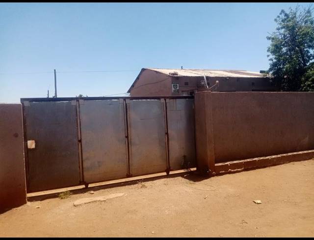 2 BEDROOM HOUSE FOR SALE IN KATLEHONG SOUTH